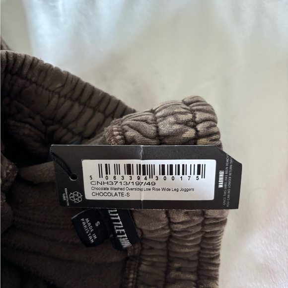 PLT PrettyLittleThing set. Sweatpants and t-shirt - Picture 6 of 6